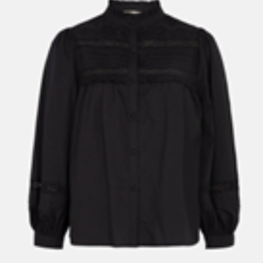 NWT Cutwork Broderie Yoke Trim Shirt Oasis